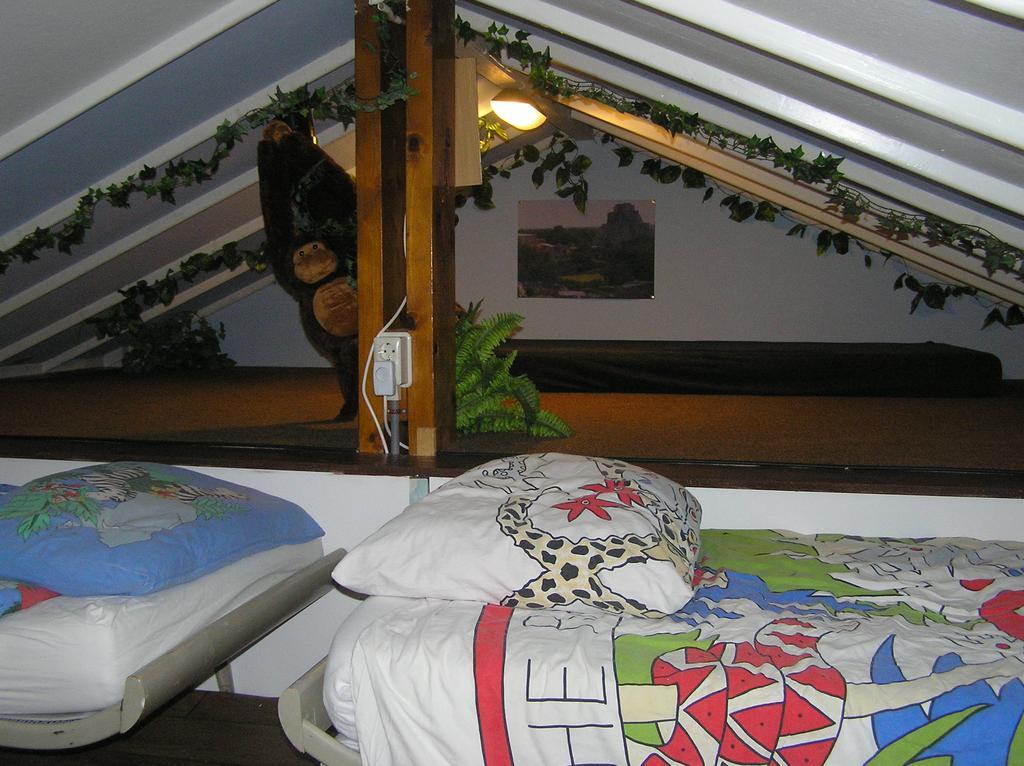 B&B Atelier Maarbeek Hellendoorn Ruang foto